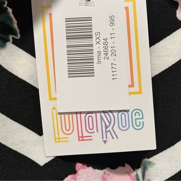 LulaRoe Irma Mid-Sleeve Stretchy High-Low Tunic Top Loose Fit Modest XXS-XS-S-M - Picture 5 of 12